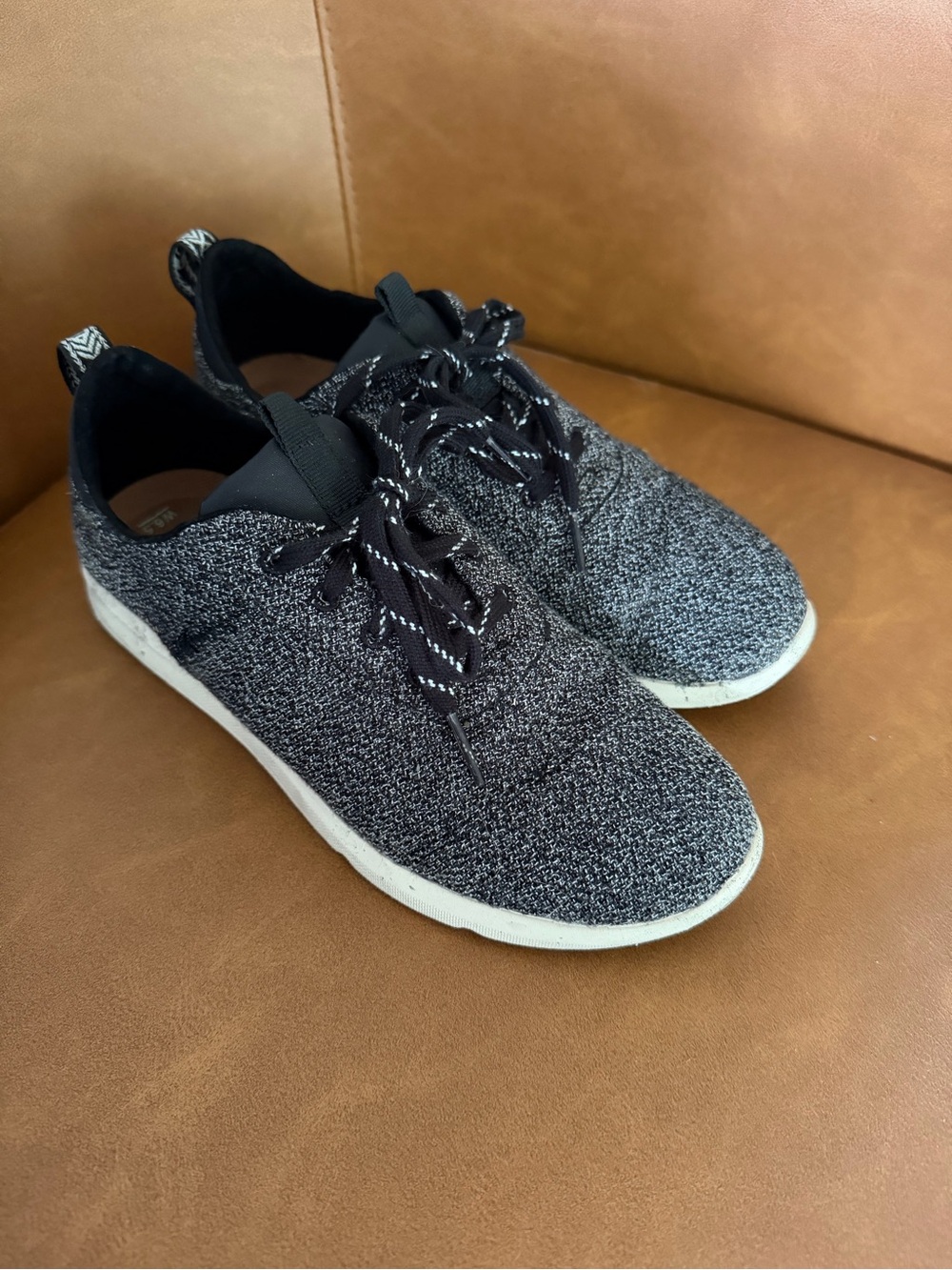 Toms Knit Lace-Up Women's Sneakers - Black & White